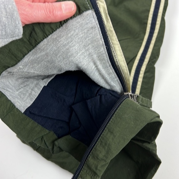 Abercrombie & Fitch Green  Lined Exercise Splash Pants - Picture 5 of 8